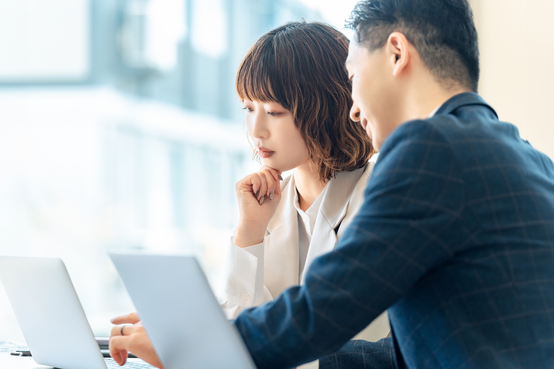 「任せた」が「丸投げ」に変わる分岐点。部下が迷わず動ける「権限の境界線」の引き方