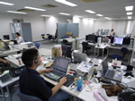東京オフィス:プログラマーの机